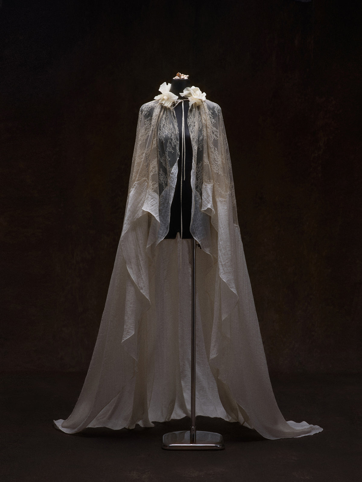 Freja25SS Salviati Robe